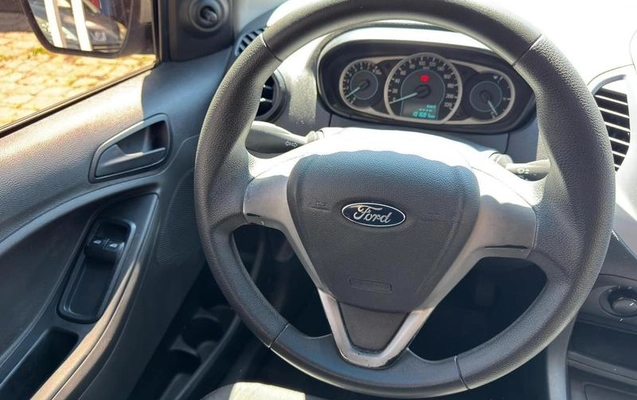 imagem-https://www.socarrao.com.br/sc-vehicle-images-prod/3472357/1787843398372-8417227_0_B_bb1d60d79c.jpeg