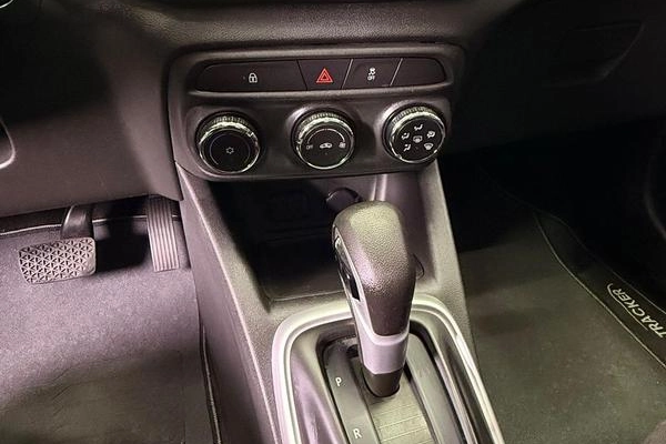 imagem-https://www.socarrao.com.br/sc-vehicle-images-prod/3472360/1790018531555-8415200_3_B_7745d6cbd1.jpeg