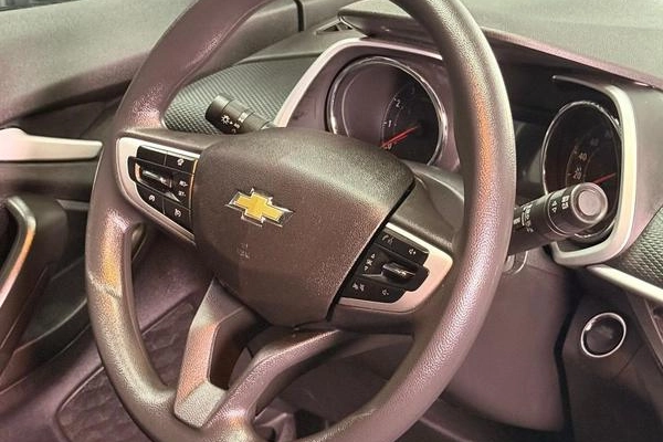 imagem-https://www.socarrao.com.br/sc-vehicle-images-prod/3472360/1790018531561-8415200_10_B_6aa7c7cd5f.jpeg