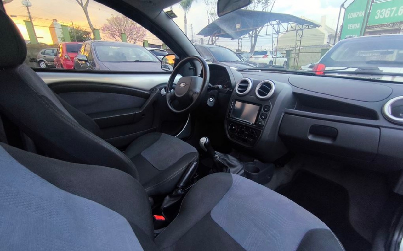 imagem-https://www.socarrao.com.br/sc-vehicle-images-prod/3472387/1788284604387-SU1HXzIwMjYwODI4XzE3NDY0OSAoQ29weSkuanBn.jpg
