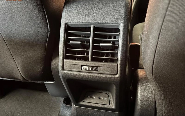 imagem-https://www.socarrao.com.br/sc-vehicle-images-prod/3472452/1788359743909-8417305_1_B_87a531261e.jpeg