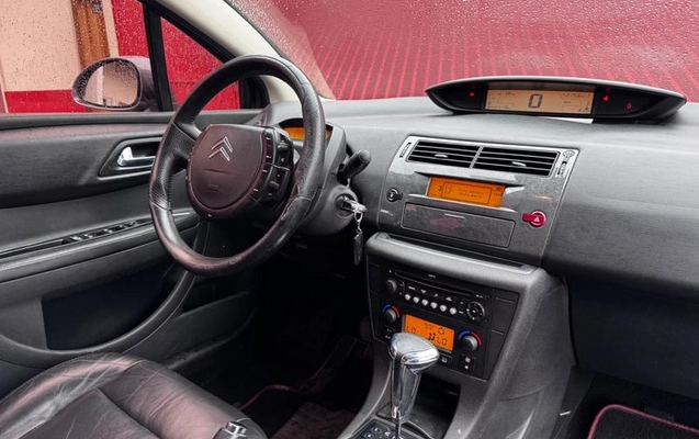 imagem-https://www.socarrao.com.br/sc-vehicle-images-prod/3472601/1787922594046-8346366_6_B_5ff9343543.jpeg