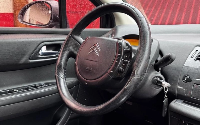 imagem-https://www.socarrao.com.br/sc-vehicle-images-prod/3472601/1787922594049-8346366_9_B_4c5e7b5bbe.jpeg
