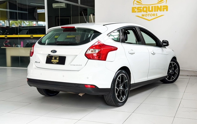 imagem-https://www.socarrao.com.br/sc-vehicle-images-prod/3472604/1787844223394-a63c0101fa5f443c8afa857d58fb0d00_1787844191086.jpg