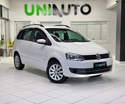 Volkswagen SpaceFox 2013 Branco — foto 1 de 3