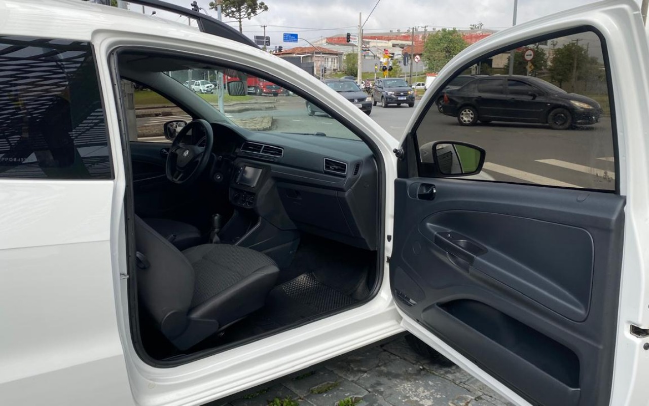 imagem-https://www.socarrao.com.br/sc-vehicle-images-prod/3472939/1787845292969-MjEuanBlZw.jpeg