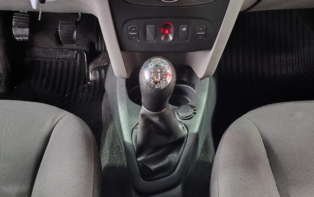 imagem-https://www.socarrao.com.br/sc-vehicle-images-prod/3473/1769987763549-6976536OR_1760138762_48_290.jpg