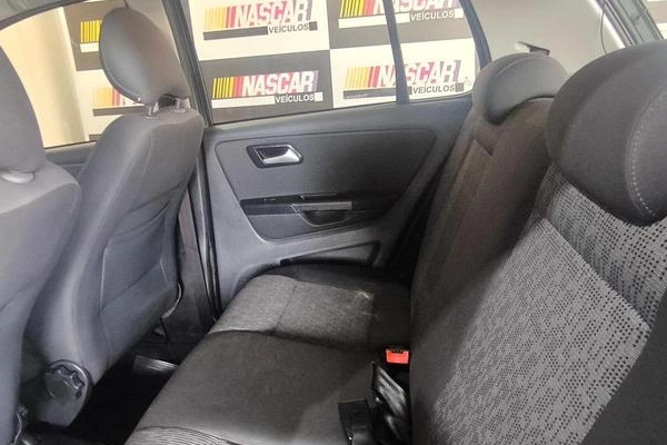 imagem-https://www.socarrao.com.br/sc-vehicle-images-prod/3473135/1789042380888-8411630_7_B_5d47e93f72.jpeg