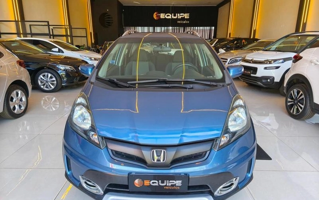 imagem-https://www.socarrao.com.br/sc-vehicle-images-prod/3473148/1787845909576-8249580_2_B_55d2f2f611.jpeg