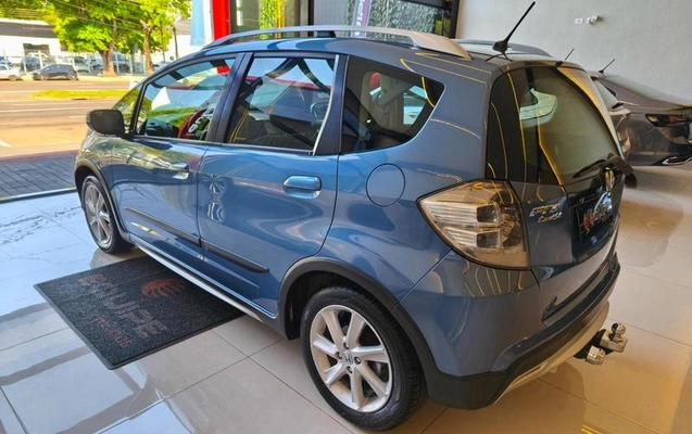 imagem-https://www.socarrao.com.br/sc-vehicle-images-prod/3473148/1787845909579-8249580_4_B_4291efb20a.jpeg