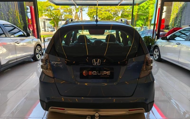 imagem-https://www.socarrao.com.br/sc-vehicle-images-prod/3473148/1787845909581-8249580_5_B_91a6c16d5b.jpeg