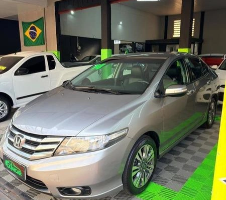 imagem-https://www.socarrao.com.br/sc-vehicle-images-prod/3473329/1788445659790-8339203_2_B_751818764d.jpeg