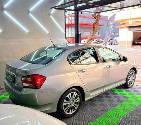 imagem-https://www.socarrao.com.br/sc-vehicle-images-prod/3473329/1788445659803-8339203_5_B_3133c9f59c.jpeg
