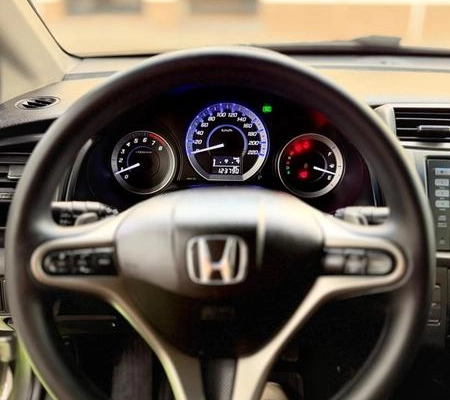 imagem-https://www.socarrao.com.br/sc-vehicle-images-prod/3473329/1788445659830-8339203_13_B_0a6b8136ec.jpeg