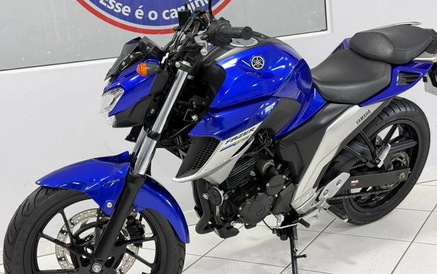 imagem-https://www.socarrao.com.br/sc-vehicle-images-prod/3473661/1787847616457-V2hhdHNBcHAgSW1hZ2UgMjAyNi0wOC0yNyBhdCAxMC41My4zNiAoMSkuanBlZw.jpeg