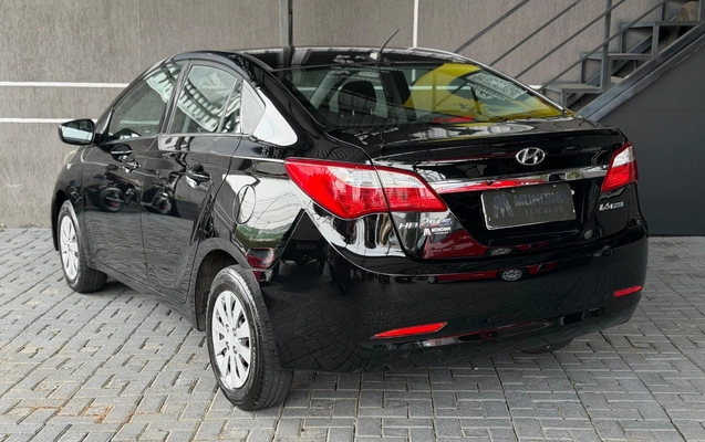 imagem-https://www.socarrao.com.br/sc-vehicle-images-prod/3473715/1787847663586-V2hhdHNBcHAgSW1hZ2UgMjAyNi0wOC0yNiBhdCAxMi4yMS4yNC5qcGVn.jpeg