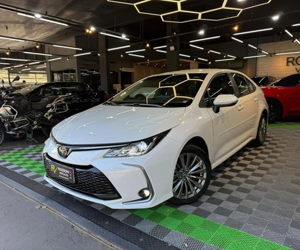 Toyota Corolla 2024 Branco — foto 1 de 3
