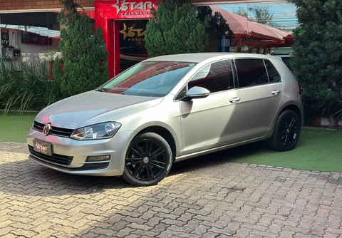 Volkswagen Golf 2017 Prata — foto 1 de 3