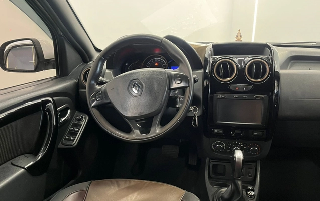 imagem-https://www.socarrao.com.br/sc-vehicle-images-prod/3474203/1787848982347-9_013709.jpg