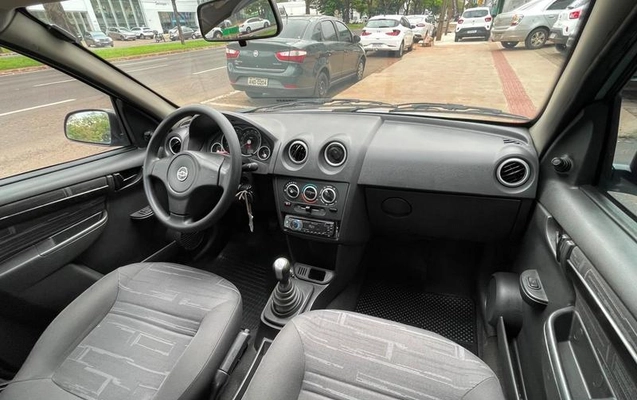imagem-https://www.socarrao.com.br/sc-vehicle-images-prod/3474317/1788361971737-8413921_15_B_7819ae676e.jpeg