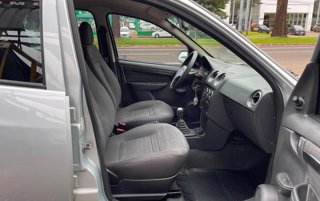 imagem-https://www.socarrao.com.br/sc-vehicle-images-prod/3474317/1788361971741-8413921_17_B_139bdd7d73.jpeg