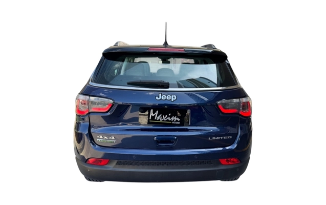 imagem-https://www.socarrao.com.br/sc-vehicle-images-prod/3474701/1787863303641-AVWLJfclAlmdxAxbFOOrrwZsm5xiJjwt.jpg