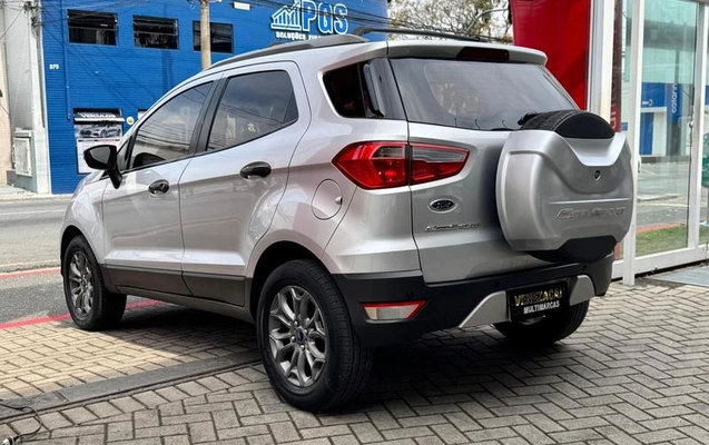 imagem-https://www.socarrao.com.br/sc-vehicle-images-prod/3474711/1789132550174-8418986_19_B_bc392e42a4.jpeg