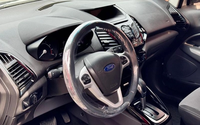 imagem-https://www.socarrao.com.br/sc-vehicle-images-prod/3474711/1789132550184-8418986_17_B_e6fb0391a8.jpeg
