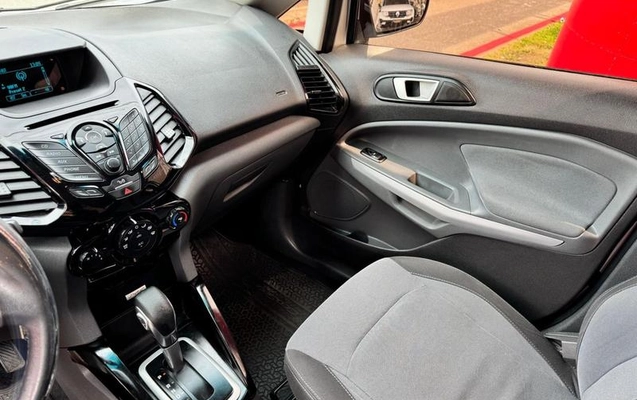 imagem-https://www.socarrao.com.br/sc-vehicle-images-prod/3474711/1789132550188-8418986_7_B_c0c4a98d20.jpeg