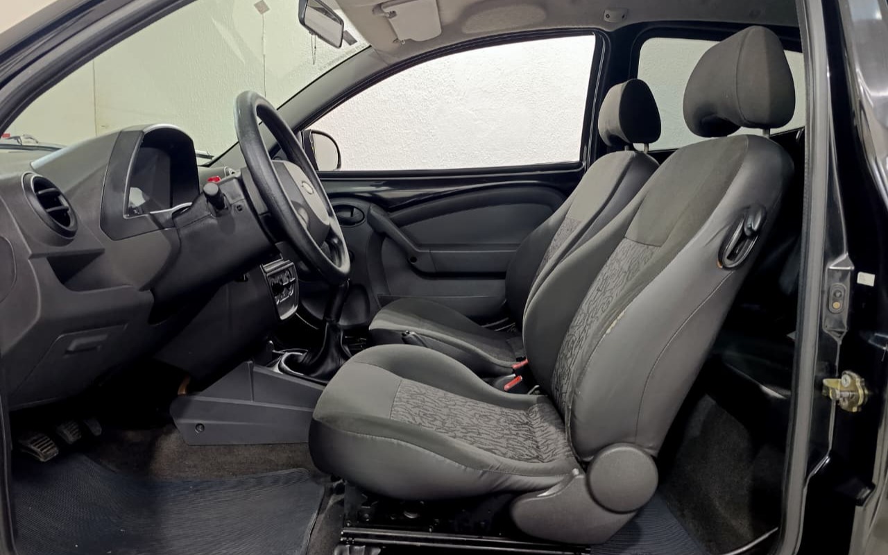 imagem-https://www.socarrao.com.br/sc-vehicle-images-prod/3474732/1787851014859-NS5qZmlm.jfif