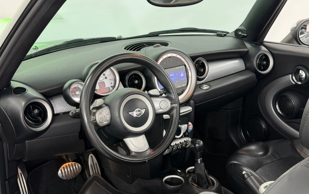 imagem-https://www.socarrao.com.br/sc-vehicle-images-prod/3474983/1787851390268-587a33c6-819b-47ae-8cbf-c11e49b42609.jpg