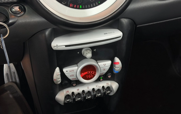 imagem-https://www.socarrao.com.br/sc-vehicle-images-prod/3474983/1787851390274-0fbe65b4-1857-4486-ab1a-d96a55a56717.jpg