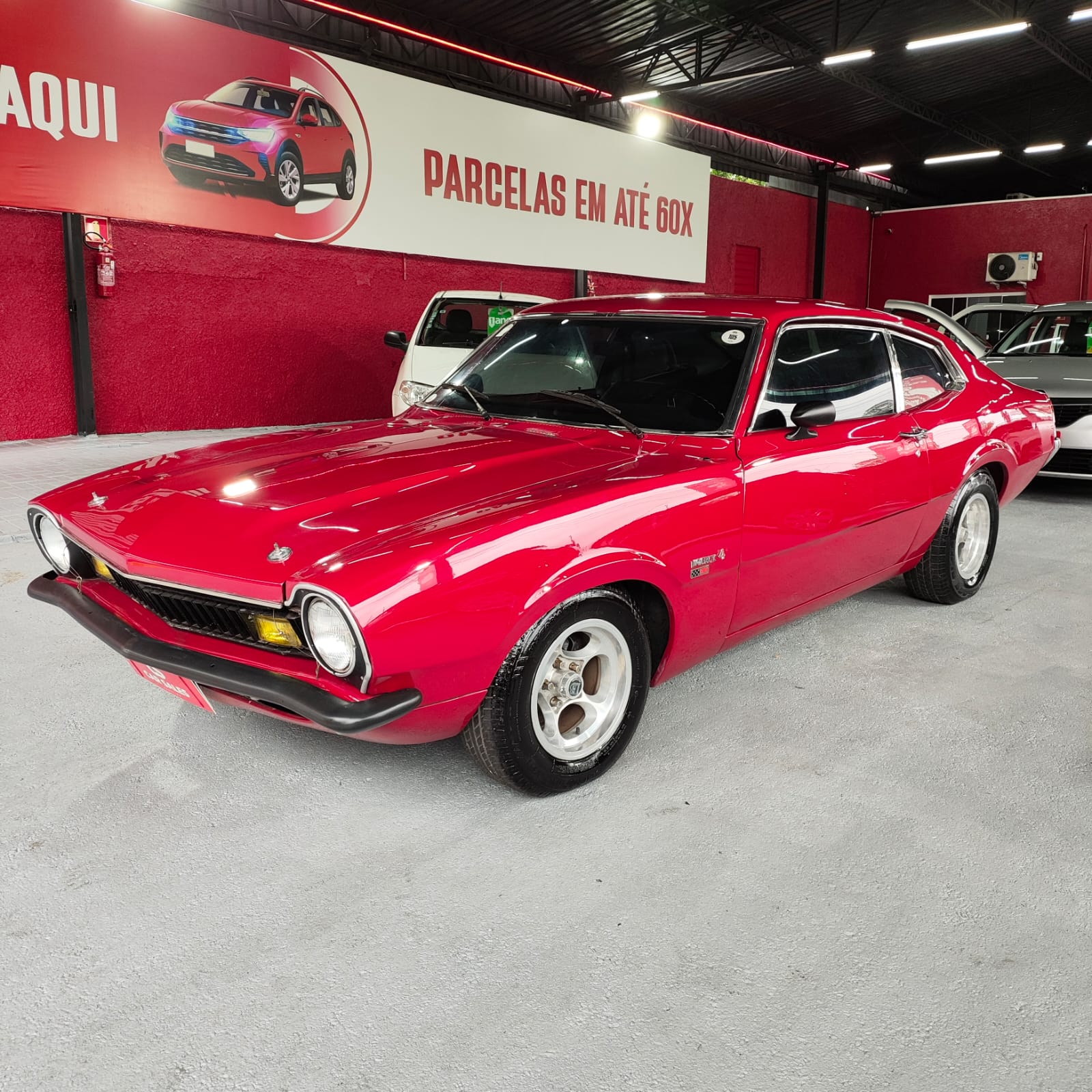Ford Maverick 1978 Vermelho — foto 1 de 3
