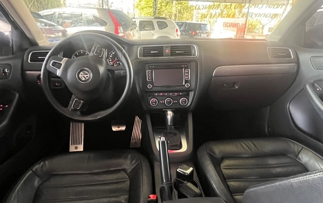 imagem-https://www.socarrao.com.br/sc-vehicle-images-prod/3475025/1787851565752-b64c28c7-e9df-401e-b1f1-1e200297e357.jpg