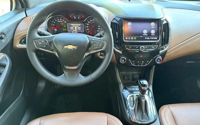 imagem-https://www.socarrao.com.br/sc-vehicle-images-prod/3475039/1788440171238-8422681_12_B_06b51907e9.jpeg