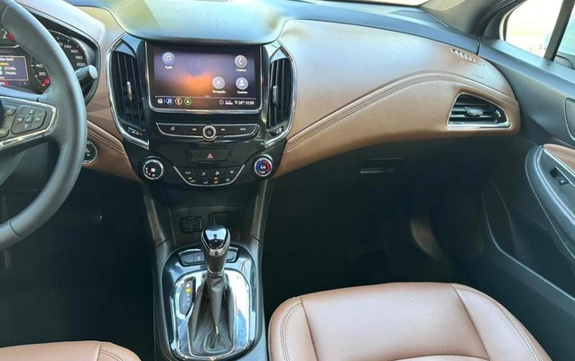 imagem-https://www.socarrao.com.br/sc-vehicle-images-prod/3475039/1788440171247-8422681_9_B_56157aa307.jpeg