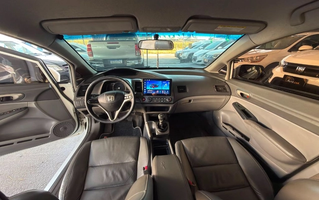 imagem-https://www.socarrao.com.br/sc-vehicle-images-prod/3475151/1787861996994-gb-85b14de.jpg