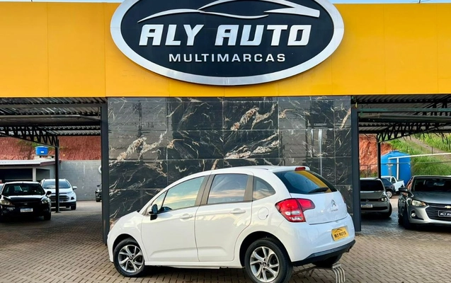 imagem-https://www.socarrao.com.br/sc-vehicle-images-prod/3475277/1789819965088-gb-d82e682.jpg