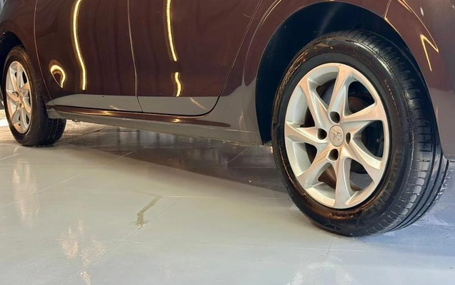 imagem-https://www.socarrao.com.br/sc-vehicle-images-prod/3475281/1787853145260-8398246_8_B_3ad47be624.jpeg