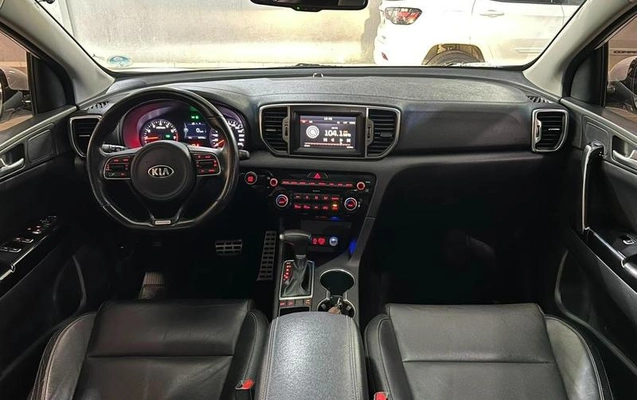 imagem-https://www.socarrao.com.br/sc-vehicle-images-prod/3475293/1787853222917-8351268_7_B_96498d5a92.jpeg
