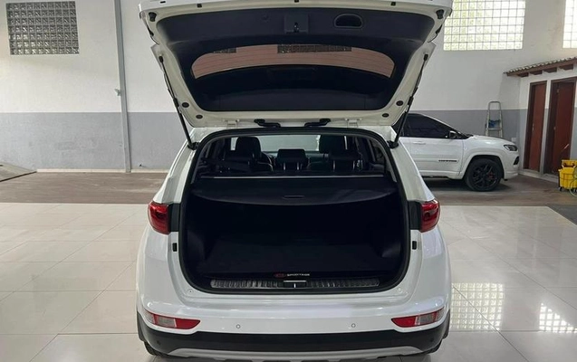 imagem-https://www.socarrao.com.br/sc-vehicle-images-prod/3475293/1787853222940-8351268_7_B_7f6efbecf0.jpeg