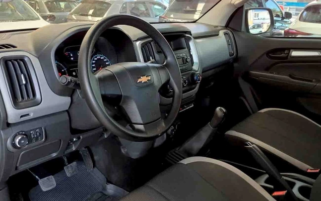 imagem-https://www.socarrao.com.br/sc-vehicle-images-prod/3475299/1787853289749-6_050443.jpg