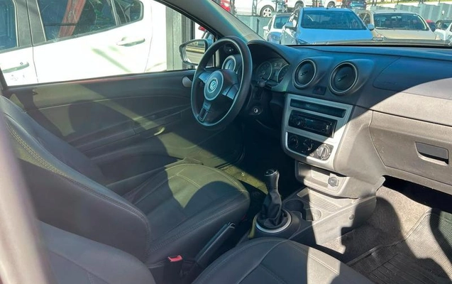 imagem-https://www.socarrao.com.br/sc-vehicle-images-prod/3475314/1787853433953-8267418_3_B_80e279a8da.jpeg