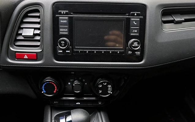 imagem-https://www.socarrao.com.br/sc-vehicle-images-prod/3475740/1789583287438-8398596_12_B_568fb5fc42.jpeg