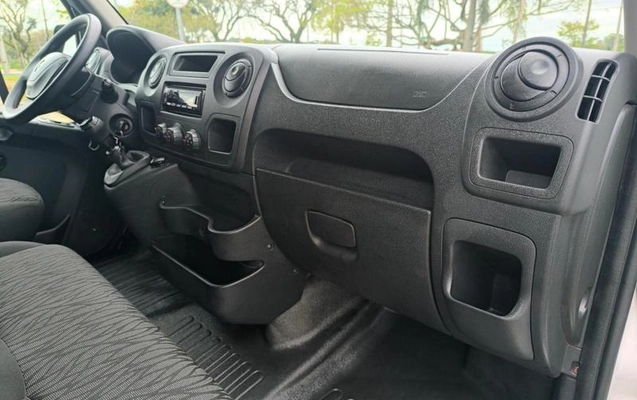 imagem-https://www.socarrao.com.br/sc-vehicle-images-prod/3475757/1791474337950-8423728_14_B_3d3ea331ac.jpeg