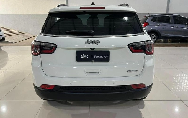 imagem-https://www.socarrao.com.br/sc-vehicle-images-prod/3475809/1787855398730-8341638_1_B_e33876f7e1.jpeg