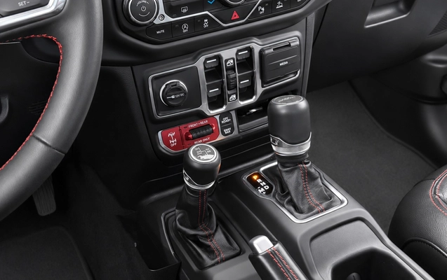 imagem-https://www.socarrao.com.br/sc-vehicle-images-prod/3475870/1787855719543-31b9f2f4-9ba0-4240-8418-18eb86328873.jpg