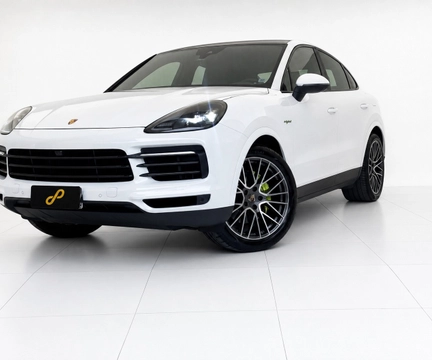 Porsche Cayenne 2023 Branco — foto 1 de 3