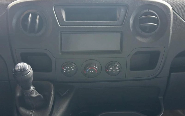 imagem-https://www.socarrao.com.br/sc-vehicle-images-prod/3475908/1789591955452-8254931_15_B_df6639746d.jpeg