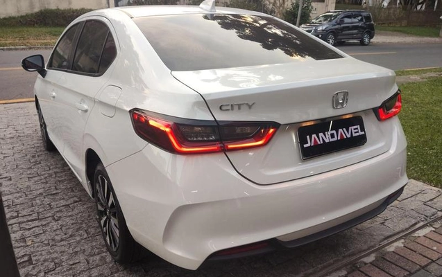 imagem-https://www.socarrao.com.br/sc-vehicle-images-prod/3475943/1789564886177-8423890_0_B_412512c53e.jpeg